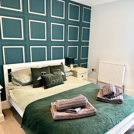 Alsager Town Centre Apartment Exterior foto
